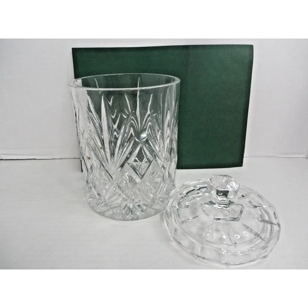 Heavy Cut Lead Crystal Ice Bucket with Lid. / Fan  Diamond Pattern 9 in tall